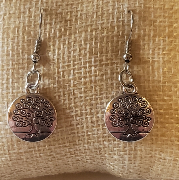 Pair of Etched Silvertone Tree Of Life Earrings. - Picture 2 of 2